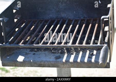 Grill im Park Stockfoto