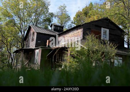 Die verlassene Rockhaven Mill im Bedford County, VA, USA Stockfoto