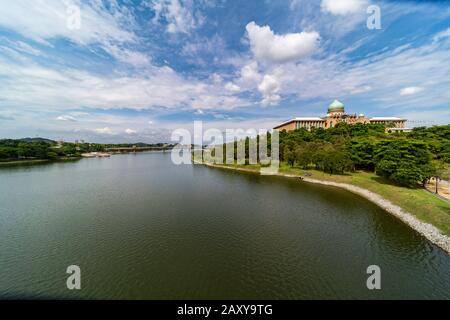 Jabatan Perdana Menteri ist die offizielle Residenz des Premierministers von Malaysia in Putrajaya, Malaysia. Stockfoto