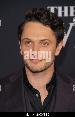 Los Angeles, USA. Februar 2020. Colin Woodell bei der Weltpremiere "The Call Of The Wild" im El Capitan Theatre in Los Angeles, Kalifornien, 13. Februar 2020. Fotokredit: Joseph Martinez/PictureLux Credit: PictureLux/The Hollywood Archive/Alamy Live News Stockfoto