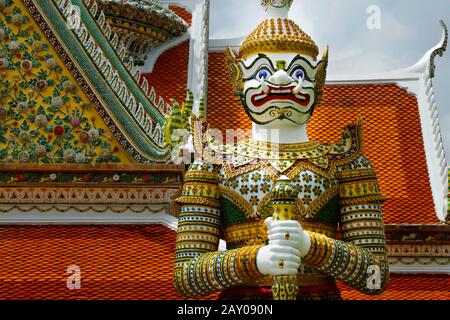 Statue von hanuman im buddhistischen Tempel - thailand Stockfoto