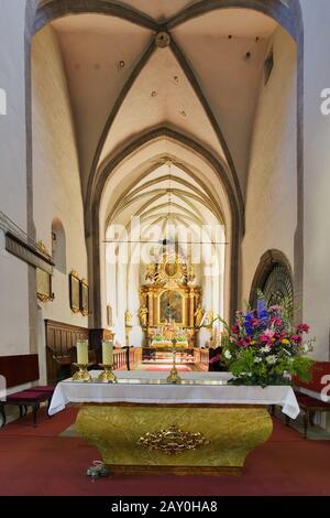 Altar der Pfarrkirche in Weitra, Waldviertel, Oberösterreich, Österreich - Kirchenaltar in Weitra, Waldviertel, Stockfoto