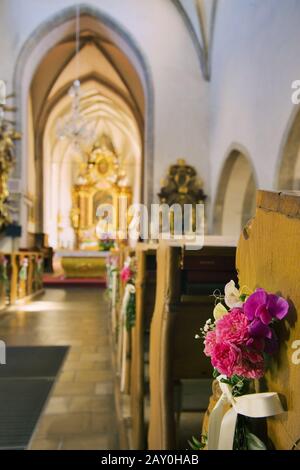 Altar der Pfarrkirche in Weitra, Waldviertel, Oberösterreich, Österreich - Kirchenaltar in Weitra, Waldviertel, Stockfoto