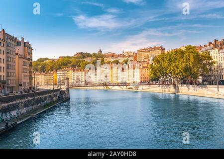 23. Juli 2019, Lyon, Frankreich: Blick auf das Stadtbild von Saone in der Stadt Lyon Stockfoto