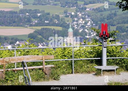 Blick von Pöhlberg nach Annaberg-Buchholz Stockfoto