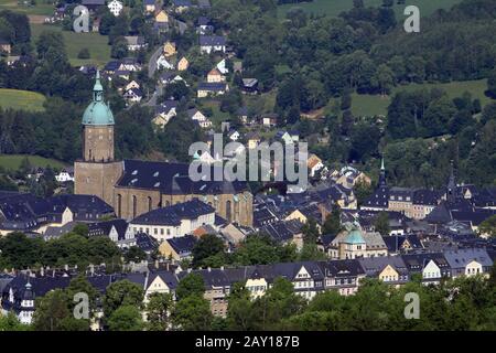 Blick von Pöhlberg nach Annaberg-Buchholz Stockfoto