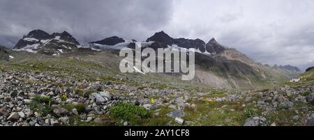 Silvretta Main Ridge und das Cottage Wiesbaden Stockfoto