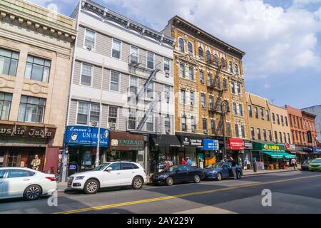 New York, USA - 20. August 2018: Manhattan Street in Greenpoint Brooklyn, New York, New York w York, USA Stockfoto