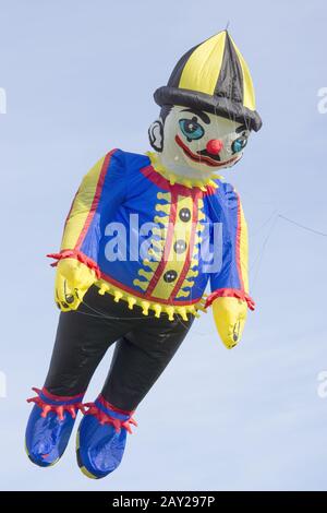 Themendrachen beim Drachenfest in Luenen, deutsch Stockfoto