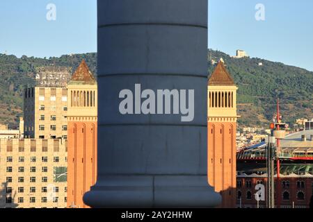 Blick auf die Plaza Espanya von Montjuic in Barcelona, Spanien Stockfoto