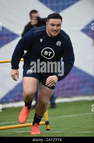 Riccarton, Edinburgh, Schottland, Großbritannien. Feb., 20. Guinness Six Nations Matches vs Italy Scotland ​Zander Fagerson (Glasgow Warriors) Credit: Eric mccowat/Alamy Live News Stockfoto