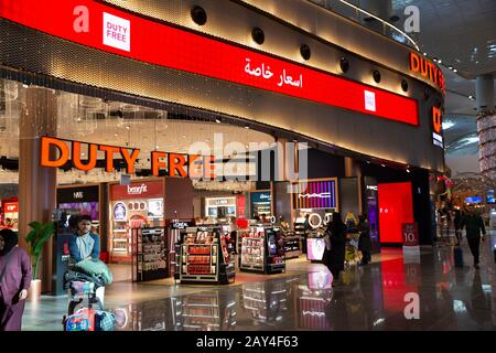 Türkei, Istanbul, Transport, internationaler Flughafen Havalimanı, Airside, Abflughalle, Duty Free Shops Stockfoto