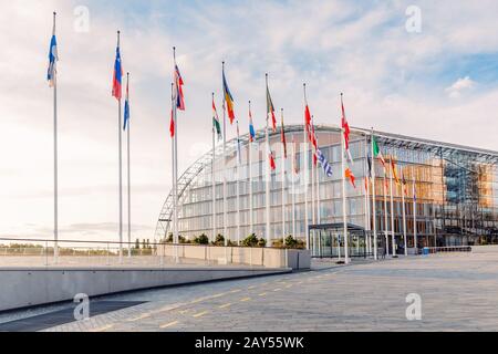 Das Gebäude der Europäischen Investitionsbank in Luxemburg. Das Konzept der politischen und wirtschaftlichen Institutionen der Europäischen Union Stockfoto