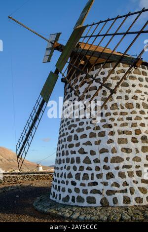 Windmühle in der Villa Verde La Oliva Fuerteventura Kanarische Inseln Spanien Stockfoto