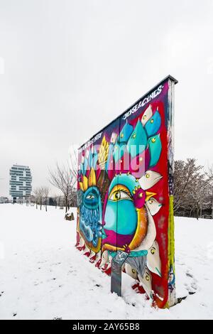 Segment of the Berlin Wall, East-Side-Park, Berlin, Deutschland Stockfoto