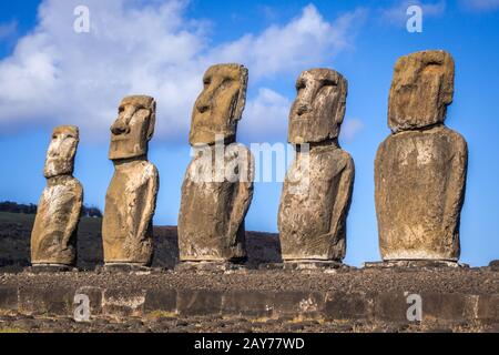 Moais Statuen, Ahu Tongariki, Osterinsel Stockfoto