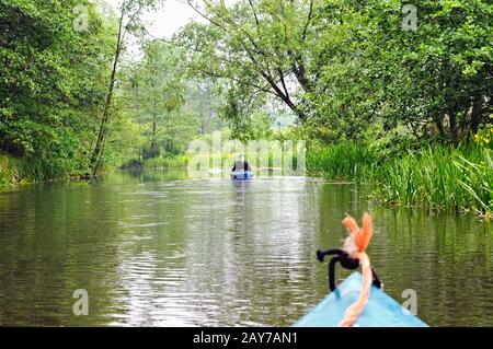 Mit Freizeitkajaks auf der Hauptspree im Spreewald Deutschland Stockfoto