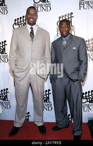 New York, NY, USA. September 2007. New York Knicks, Quentin Richardson (L), Nate Robinson beim 22. Jährlichen "Sports Legends Dinner", um dem "Buoniconti Fund to Cure Paralysis at Waldorf=Astoria" zu zugute zu kommen. Kredit: Steve Mack/Alamy Stockfoto