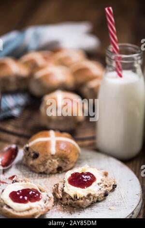 Traditionelles osterfrühstück Stockfoto