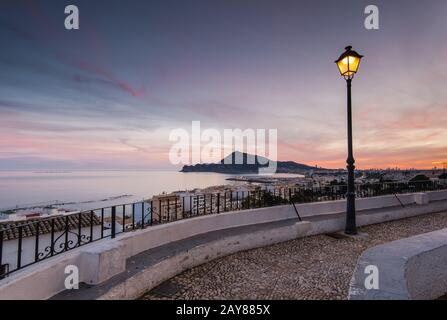 panoramaaussicht vom Balkon in Altea, Spanien Stockfoto