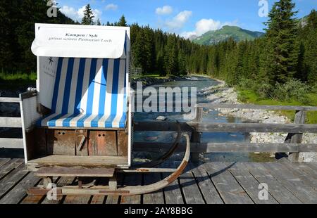 Strandstuhl; in den alpen in der Nähe des lech Tals; Österreich; Vorarlberg; Stockfoto