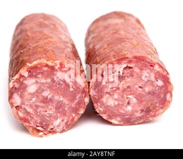 Salamiwurst auf Weiß Stockfoto