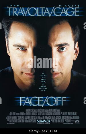 Face/Off (1997) unter der Regie von John Woo und mit John Travolta, Nicolas Cage und Joan allen in den Hauptrollen. Ein FBI-Agent unterzieht eine Transplantation mit einem Terroristen, der seinen Sohn getötet hat, um eine tödliche Bombe zu stoppen. Stockfoto