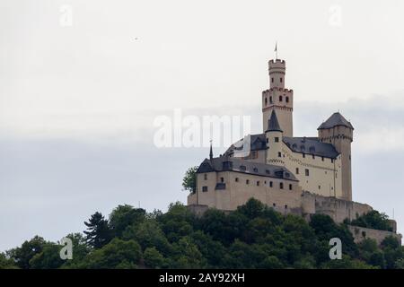 Schloss Marksburg am Braubach im Rheintal, Deutschland - UNESCO-Weltkulturerbe Stockfoto