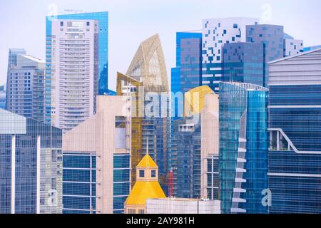 Dichte Business Wolkenkratzer in der Innenstadt von Singapur Stockfoto