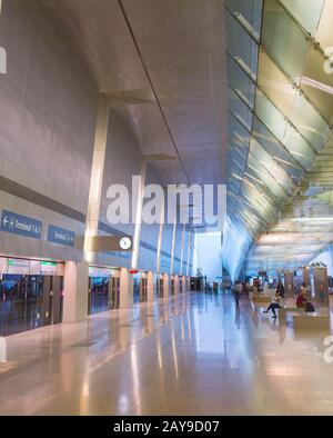 Der U-Bahnhof Flughafen. Singapur Stockfoto