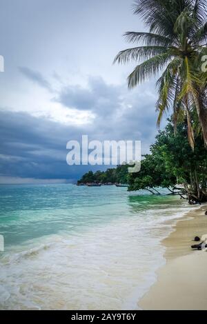 Tropischer Strand in Ko Lipe, Thailand Stockfoto