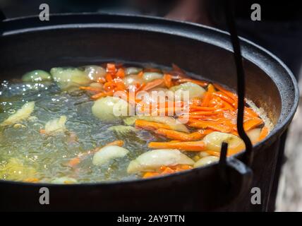 Still life: der Wein im Glas und Obst. Stockfoto