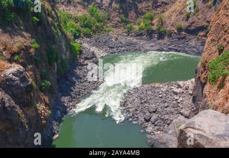 Victoria Falls ist ein Wasserfall in der Nähe der Städte Victoria Falls in Simbabwe und Livingstone in Zambi Stockfoto