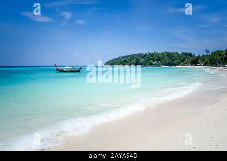 Tropischer Strand in Ko Lipe, Thailand Stockfoto