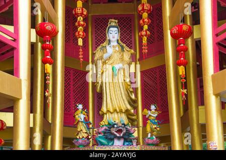 Statue der Göttin Guanyin in Thailand Stockfoto