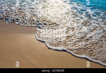 Bunt Dämmerung über dem Meer Stockfoto