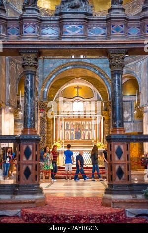 Innenraum der Basilika von San Marco in Venedig Stockfoto