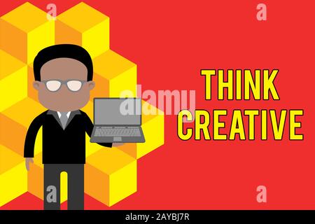 Textschreiben Denken Sie kreativ. Geschäftskonzept für die Fähigkeit, Muster wahrzunehmen, die nicht offensichtlich sind, steht man in sui Stockfoto