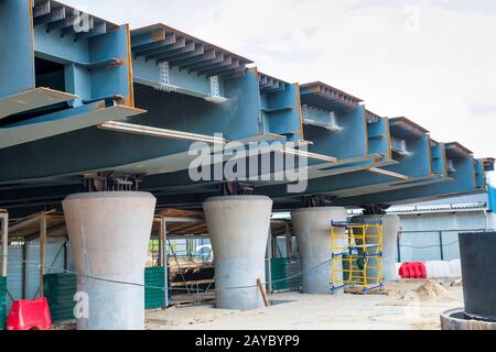 Brücke und Straße im Bau Stockfoto