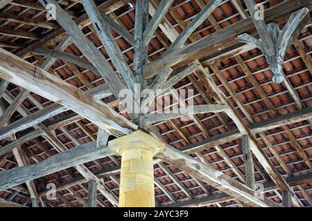 Villefranche du Périgord deckte den Markt ab Stockfoto