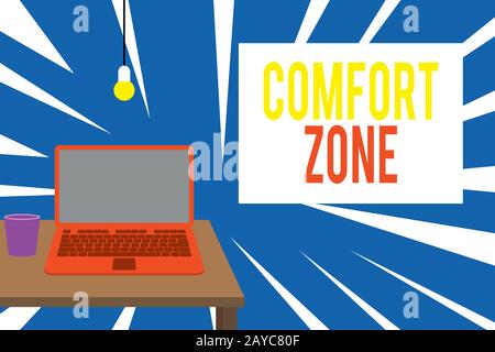 Textschild mit Comfort Zone. Konzeptfoto EINE Situation, in der man sich sicher fühlt oder leicht ist, hat Kontrolle Frontansicht offenes Notebook Stockfoto