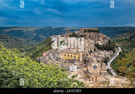 Blick auf die Altstadt von Ragusa Ibla in Sizilien, Italien Stockfoto