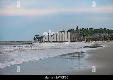 Jagdinsel Strand und Leuchtturm in South carolina Stockfoto