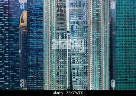 Moderne Wolkenkratzer in Singapur Stockfoto