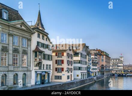 Limmatfluss in Zürich, Schweiz Stockfoto