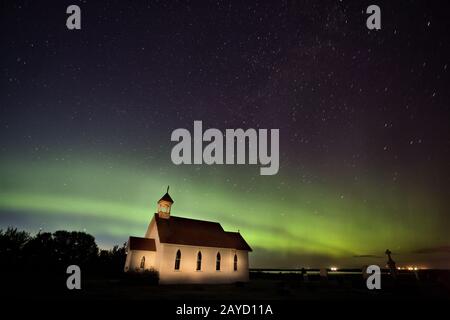 Northern Lights Saskatchewan Canada Church Stockfoto