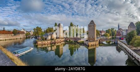 Panorama der Brücke Ponts Coumverts, Straßburg Stockfoto