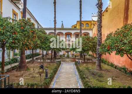 Innenhof in Alcazar von Sevilla, Spanien Stockfoto