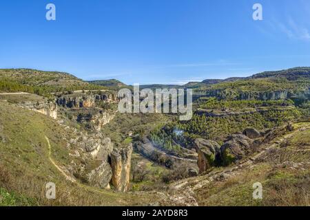 Blick auf Huecar River Canyon, Spanien Stockfoto