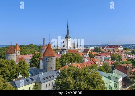Blick auf die Wände von Tallinn, Estland Stockfoto